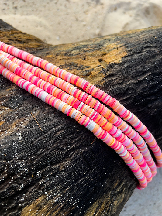 🩷Multi-Color Pink Clay Beads🩷
